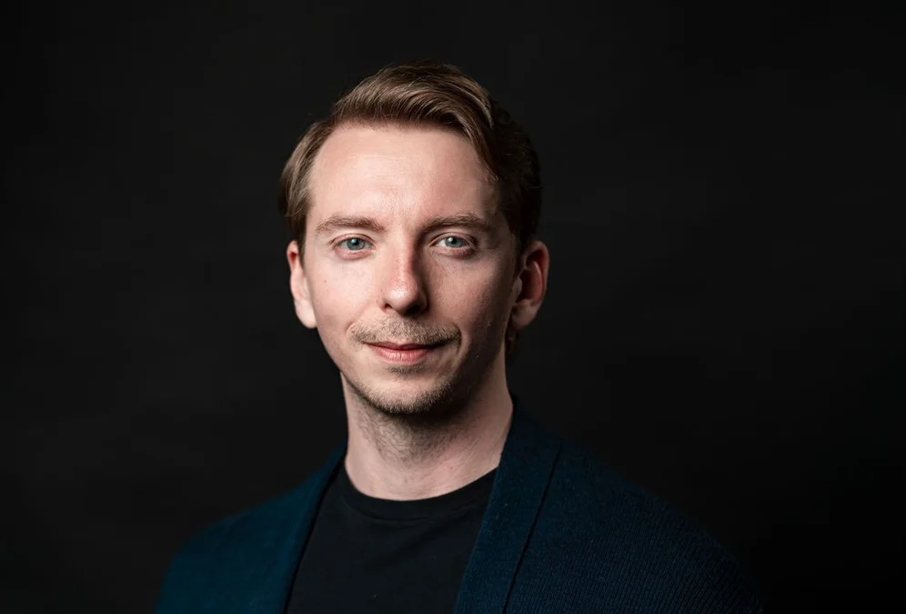 Paul Olteanu - From Humans to AI